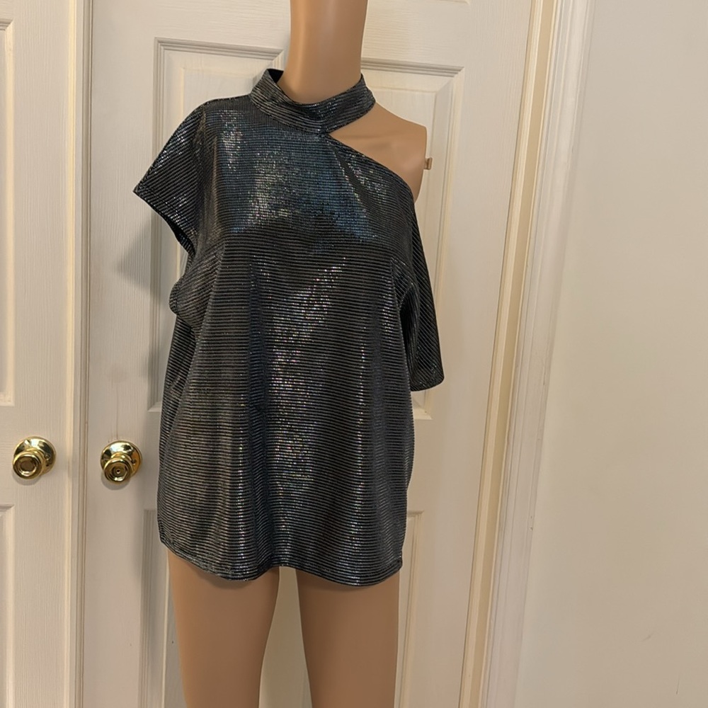 NWT Sanctuary Silver Sparkly One Shoulder Beautiful Top Size XL
